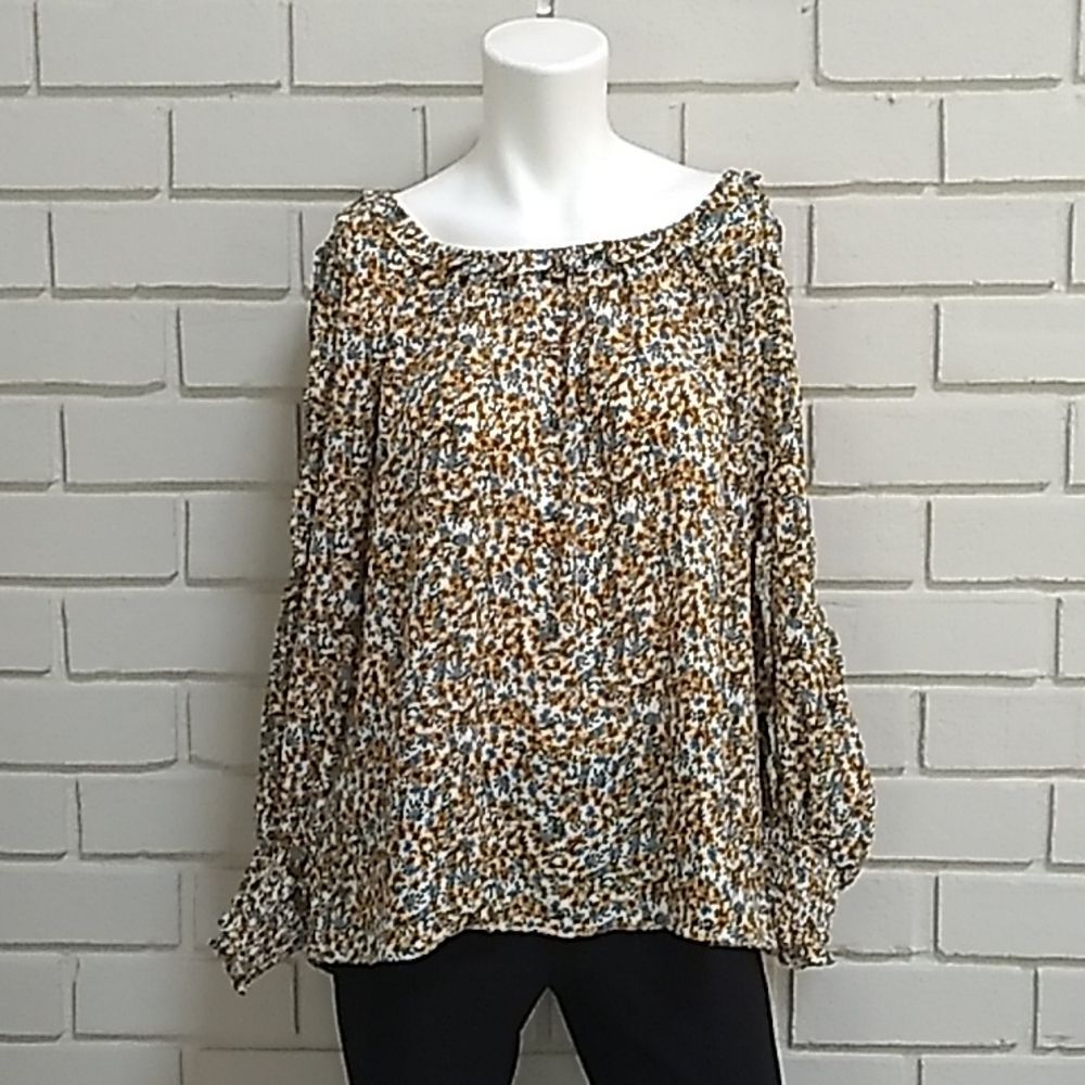 Max Studio Floral Ruffle Long Sleeve Blouse. Size Medium NWT